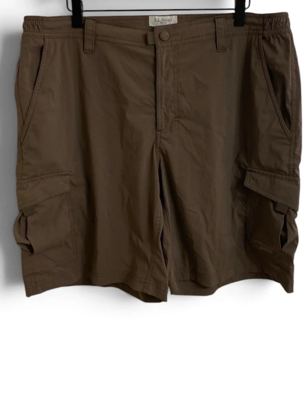 L.L.BEAN CARGO ATHLETIC SHORTS HIKING OUTDOOR UTILITY SHORTS SIZE LARGE BROWN